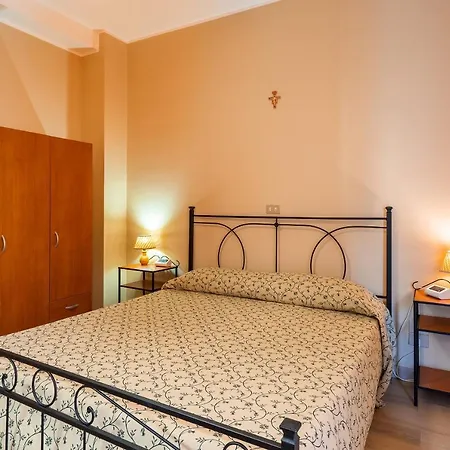 Szálloda Trasimeno 3*