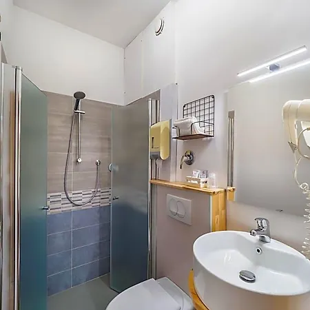 Trasimeno 3* باسّينيانو سول تْرازي